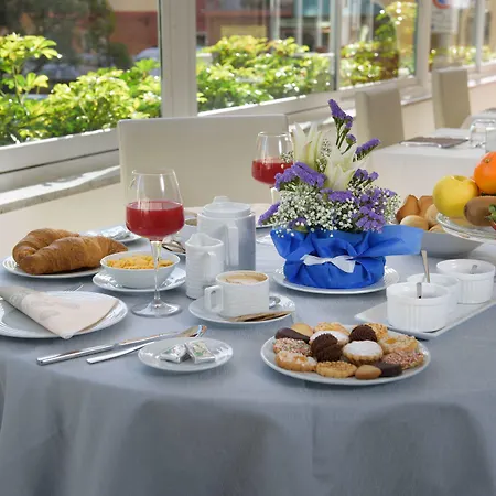 Ristorante La Marina Mhotelsgroup 3* سان بارتولومِيو آل ما