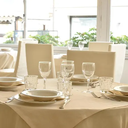 Ristorante La Marina Mhotelsgroup Hotell San Bartolomeo Al Mare