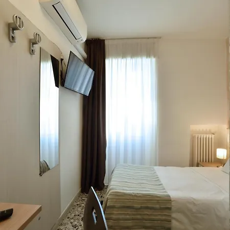 Ristorante La Marina Mhotelsgroup 3* San Bartolomeo Al Mare
