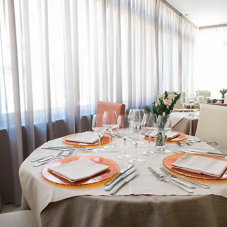 Hotel Ristorante La Marina Mhotelsgroup San Bartolomeo Al Mare