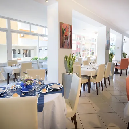 Ristorante La Marina Mhotelsgroup San Bartolomeo Al Mare