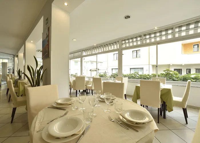 Ristorante La Marina Mhotelsgroup Hotel San Bartolomeo Al Mare