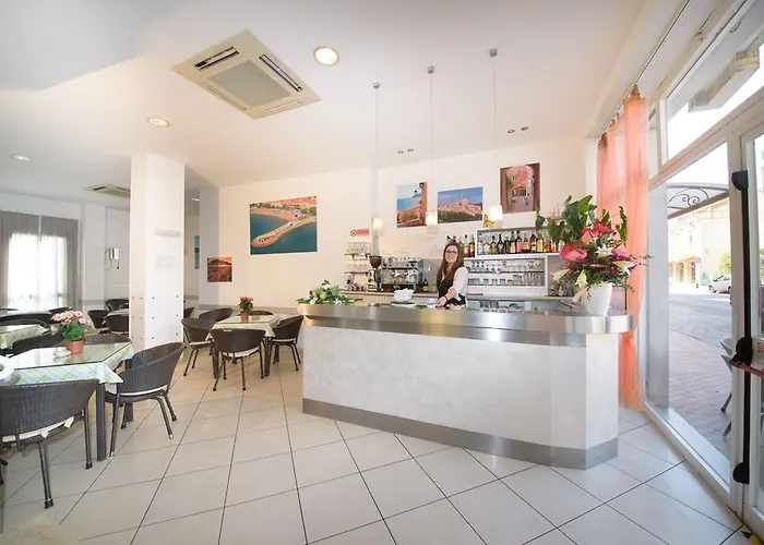 Ristorante La Marina Mhotelsgroup Hotel San Bartolomeo Al Mare